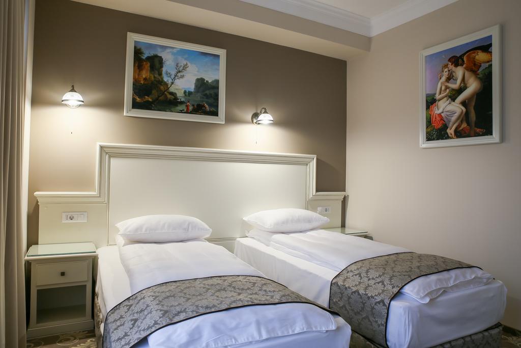 Hotel Montana Vişeu de Sus Δωμάτιο φωτογραφία
